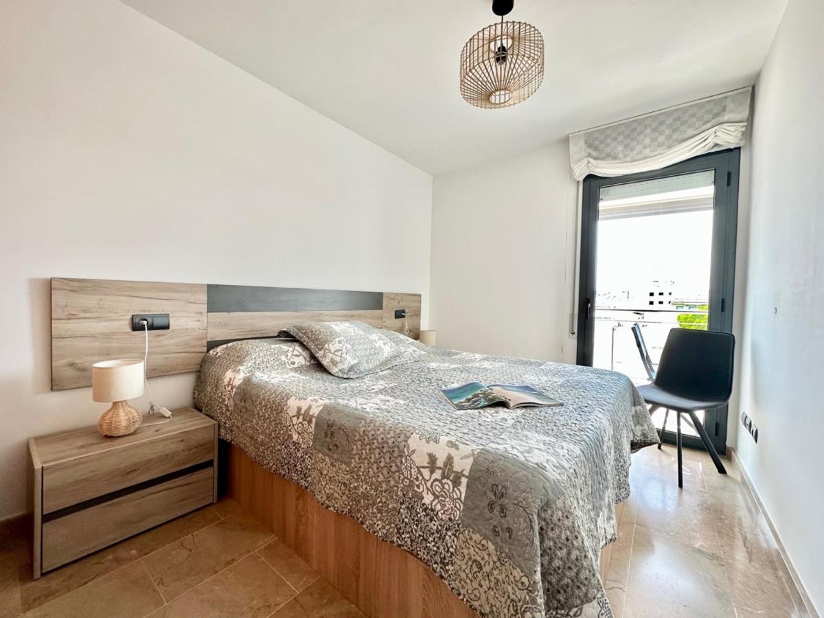 Marina Park Roses Apartment ภายนอก รูปภาพ