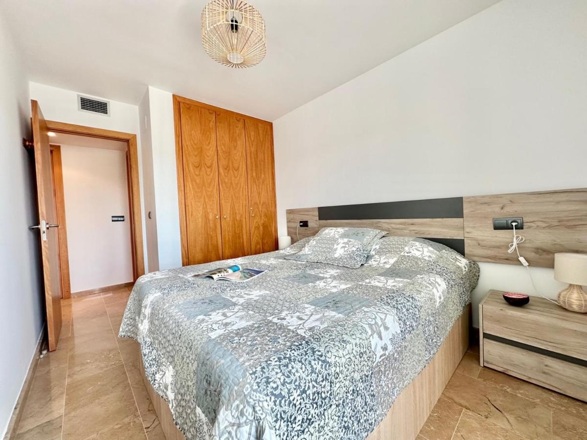 Marina Park Roses Apartment ภายนอก รูปภาพ